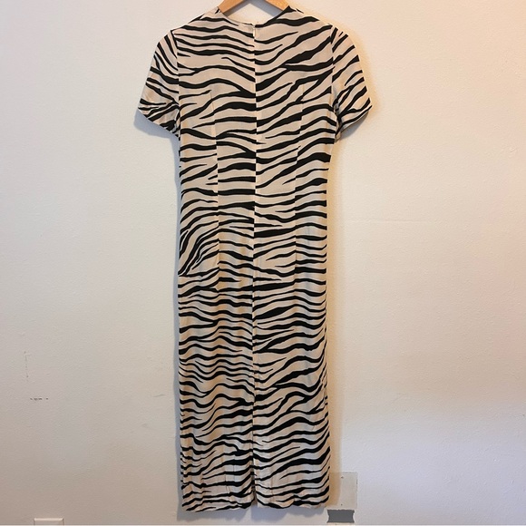 Zara XSmall Women’s Black Zebra Print Crewneck Zipper Midi Dress - Picture 8 of 10